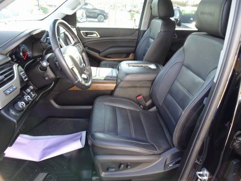 Used 2019 GMC Yukon Denali w/ Denali Ultimate Package image 10