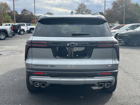 New 2026 Chevrolet Traverse Z71 w/ Driver Confidence Package image 7