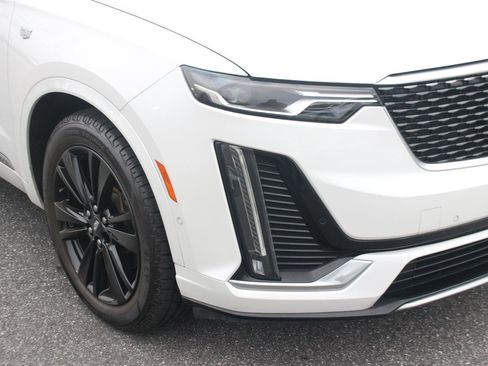 Used 2020 Cadillac XT6 Premium Luxury image 9