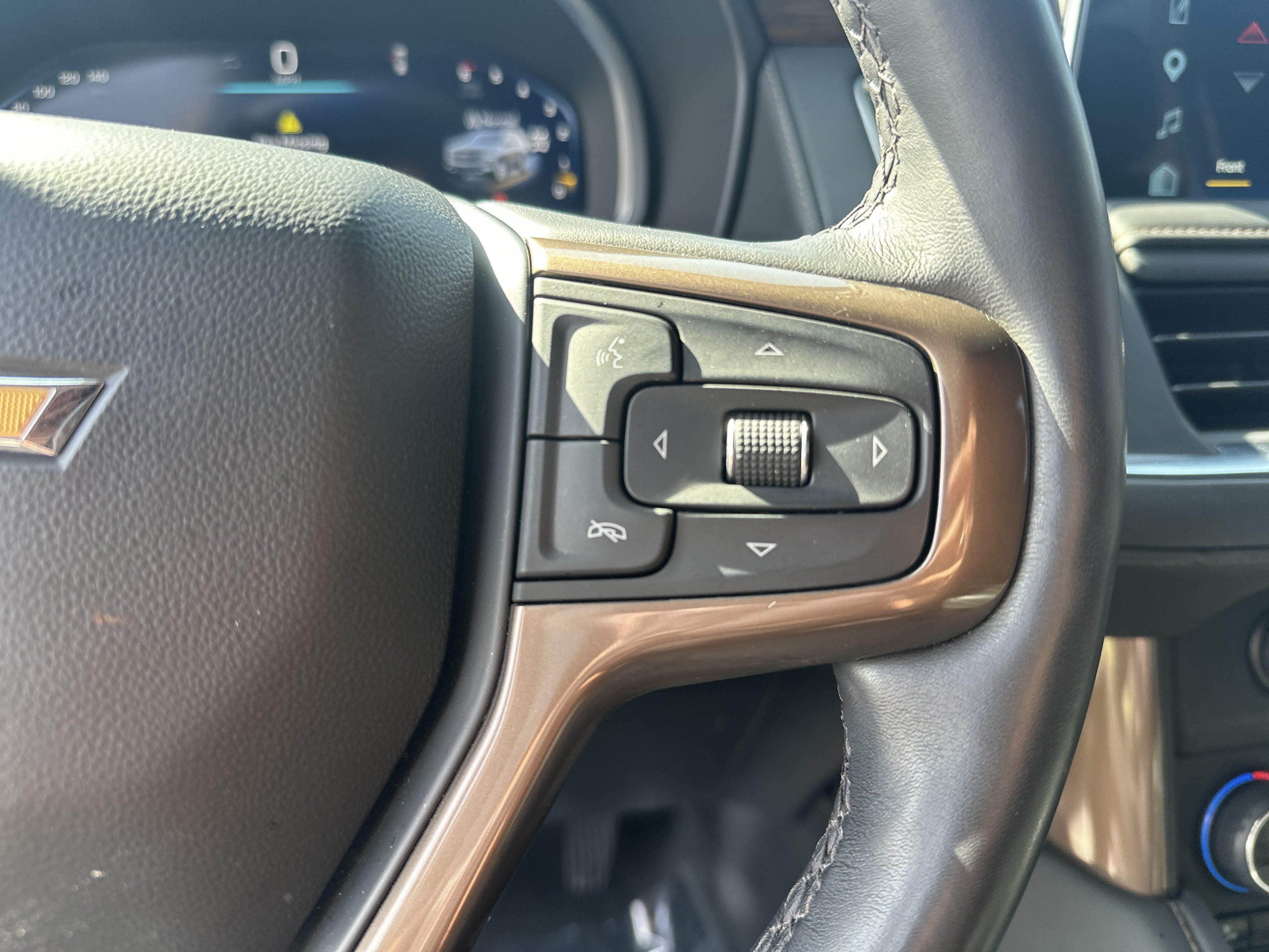 Used 2023 Chevrolet Tahoe High Country w/ Advanced Technology Package AWD/4WD image 20