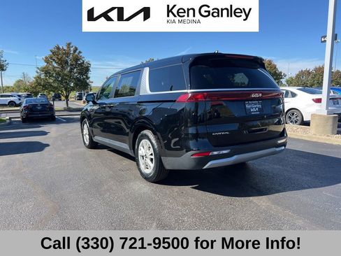 Certified 2024 Kia Carnival LX image 14