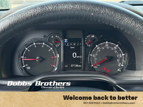 Used 2024 Toyota 4Runner SR5 Premium AWD/4WD image 21