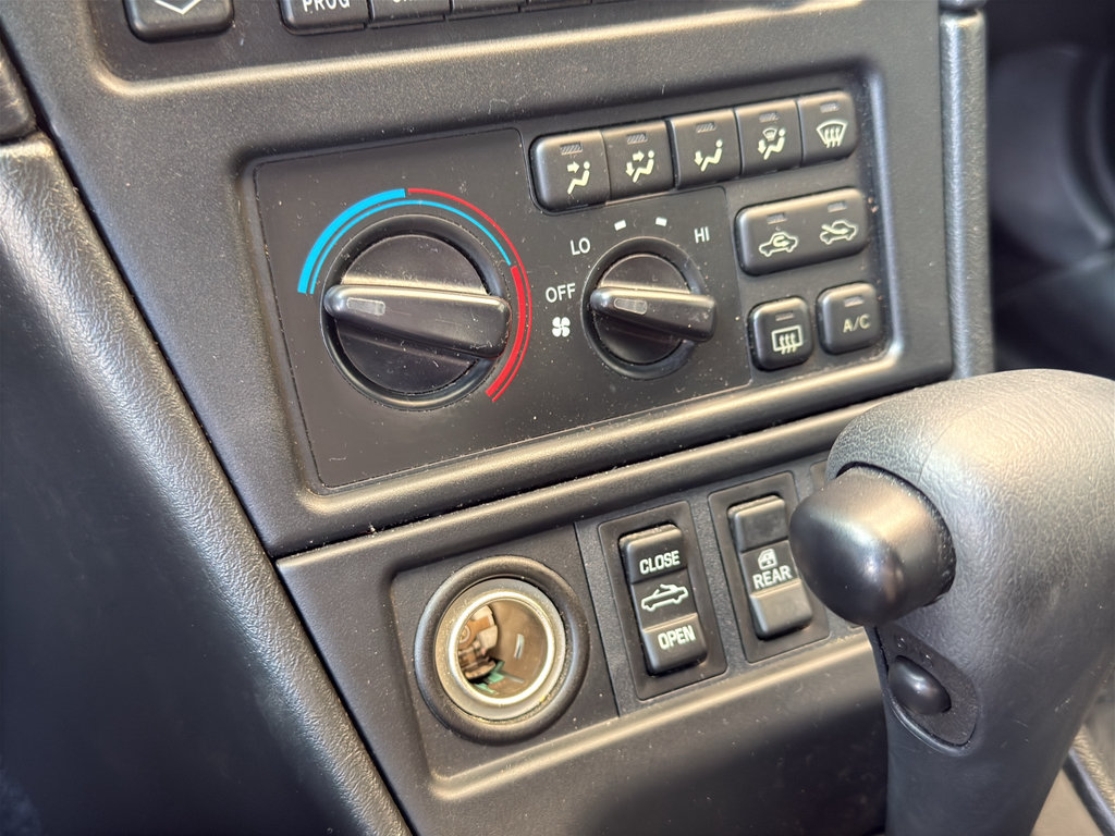 Used 1999 Toyota Celica GT w/ Upgrade Value Pkg FWD image 18