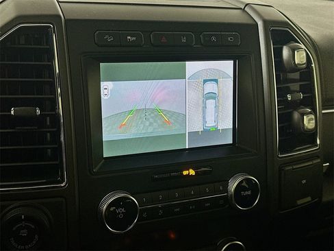 Used 2021 Ford Expedition Max Limited image 20