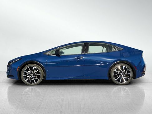 New 2026 Toyota Prius Plug-In Hybrid image 4