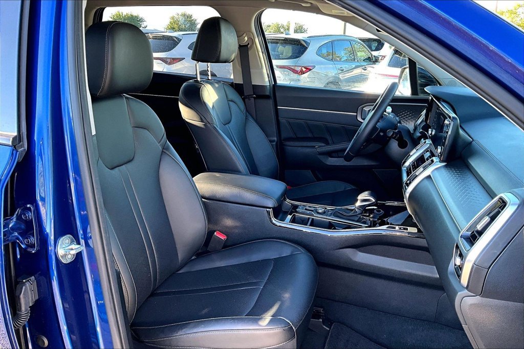 Used 2023 Kia Sorento SX AWD/4WD image 9
