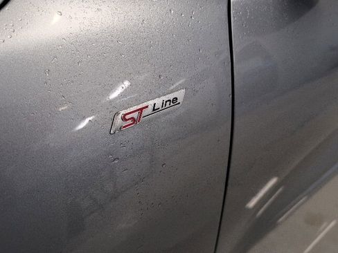 Used 2023 Ford Escape ST-Line image 10