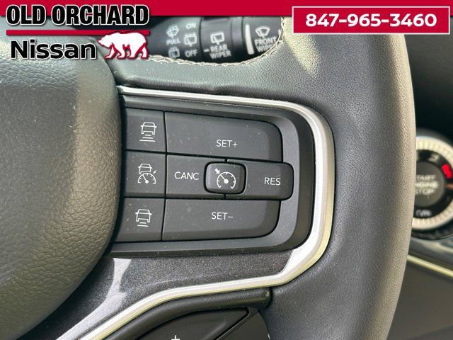 Used 2023 Jeep Wagoneer 4WD w/ Premium Group I image 25