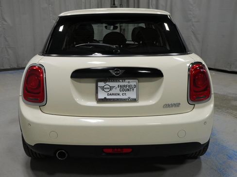 Used 2019 MINI Cooper 4-Door Hardtop image 13
