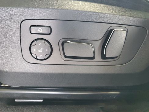 Used 2025 BMW X3 xDrive30i AWD/4WD image 22