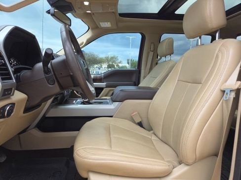 Certified 2019 Ford F150 Lariat w/ Equipment Group 502A Luxury AWD/4WD image 26