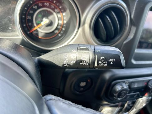 Used 2020 Jeep Wrangler Unlimited Sport S AWD/4WD image 18