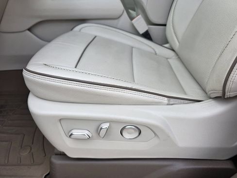 Used 2024 GMC Yukon Denali image 22