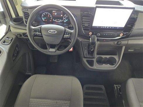Used 2023 Ford Transit 350 XLT image 28