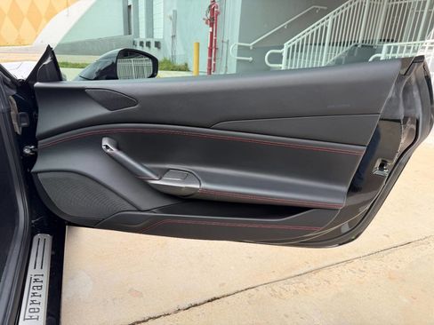 Used 2019 Ferrari 488 GTB RWD image 21