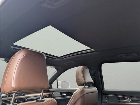 Used 2023 Lincoln Nautilus Reserve w/ Equipment Group 201A image 30