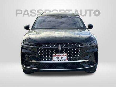 Used 2024 Lincoln Nautilus Reserve image 7