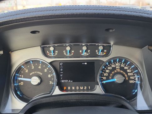 Used 2014 Ford F150 Platinum image 29