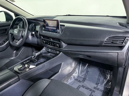 Certified 2025 Nissan Rogue S image 13