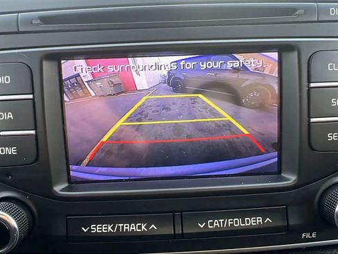 Used 2018 Kia Sportage LX image 20