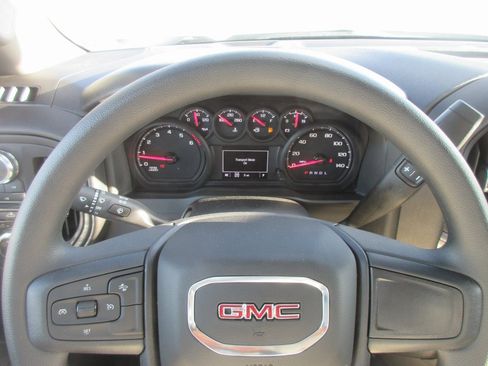 New 2026 GMC Sierra 2500 Pro image 17