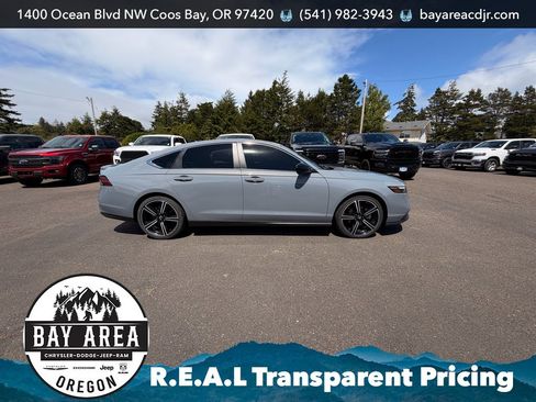 Used 2023 Honda Accord Sport image 4
