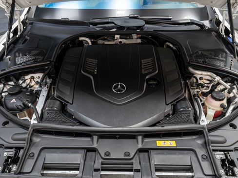Used 2023 Mercedes-Benz S 580 4MATIC Sedan image 41
