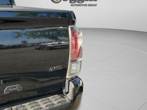 Used 2023 Toyota Tacoma TRD Sport w/ TRD Premium Sport Package image 19