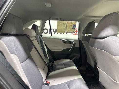 Used 2025 Toyota RAV4 XLE image 13