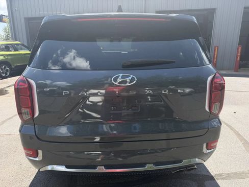 Used 2022 Hyundai Palisade Calligraphy FWD image 3