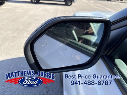 New 2026 Ford Explorer Active w/ Active Comfort Package RWD image 8