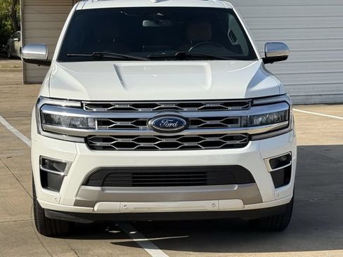 Used 2022 Ford Expedition Platinum RWD image 7