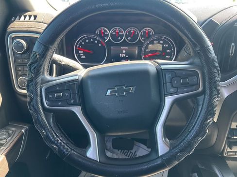 Used 2021 Chevrolet Silverado 1500 LT Trail Boss w/ Convenience Package II AWD/4WD image 10