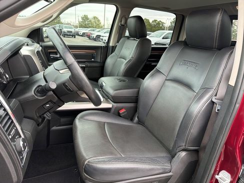 Used 2017 RAM 1500 Laramie w/ Convenience Group image 31