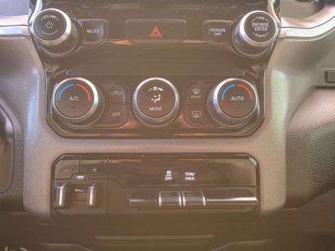 Used 2022 RAM 2500 Big Horn w/ Level A Equipment Group image 35