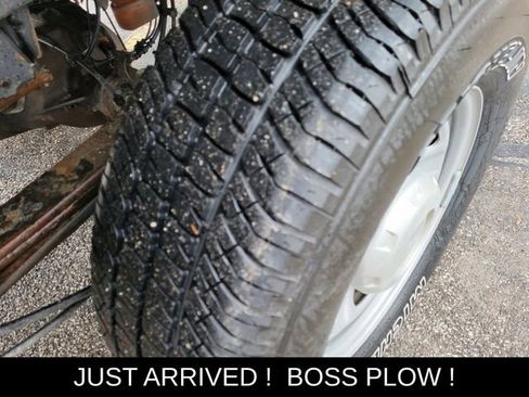 Used 2017 Ford F250 XL w/ Snow Plow Prep Package image 11