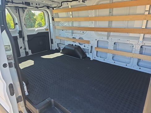 Used 2023 Ford Transit 250 Low Roof AWD w/ Exterior Upgrade Package image 11
