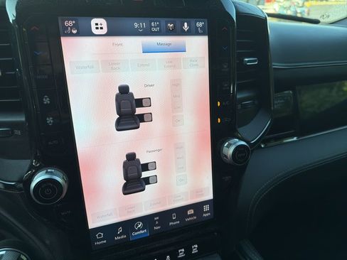 Used 2025 RAM 1500 Limited AWD/4WD image 26