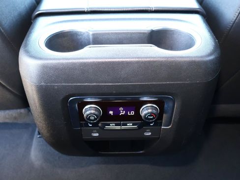 Used 2023 Chevrolet Tahoe Premier RWD image 15