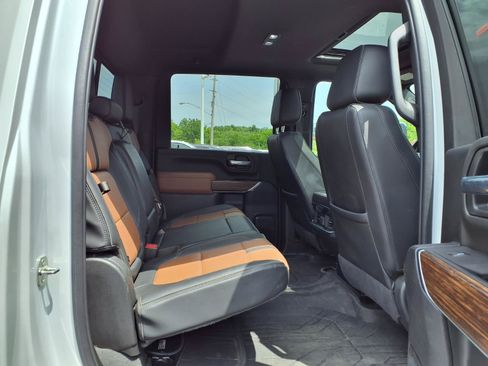 Used 2023 Chevrolet Silverado 3500 High Country w/ Z71 Off-Road Package AWD/4WD image 32