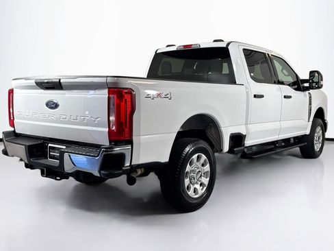Used 2024 Ford F250 XLT image 5