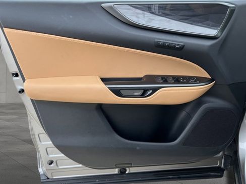 Certified 2026 Lexus NX 350 AWD w/ Accessory Package (Z1) image 8