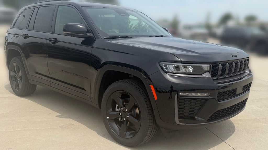 New 2026 Jeep Grand Cherokee Limited w/ Limited Altitude Package AWD/4WD image 7