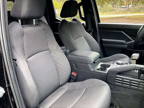 Used 2024 Toyota Tacoma SR5 image 25