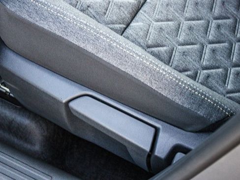 New 2026 Nissan Kicks SV image 22