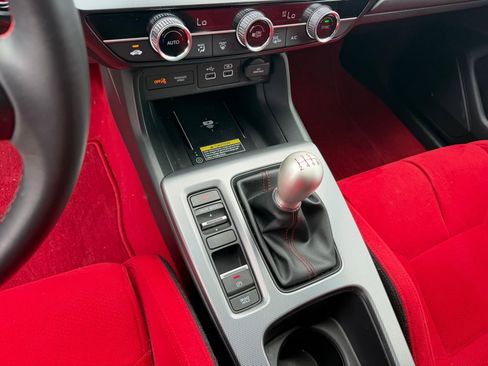 Used 2024 Honda Civic Type R image 15