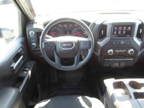 Certified 2023 GMC Sierra 2500 Pro w/ Convenience Package image 16