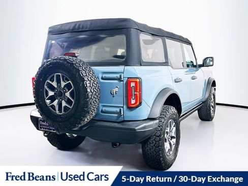Used 2023 Ford Bronco Badlands image 8