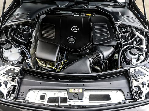 Used 2024 Mercedes-Benz CLE 300 CLE 300 4MATIC Coupe image 11