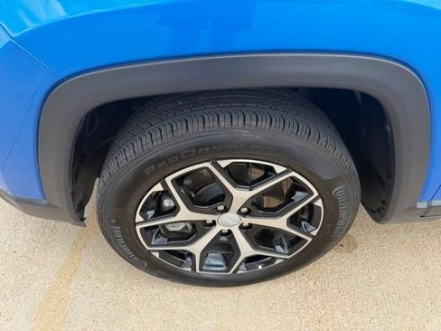 Used 2024 Jeep Compass Limited AWD/4WD image 33
